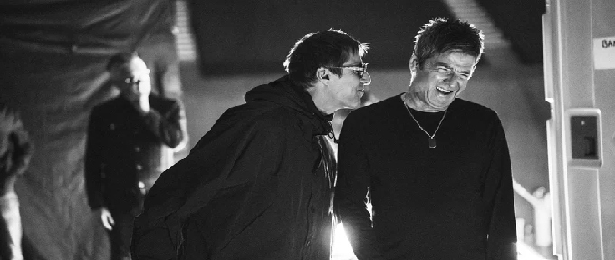 Oasis: Don't Look Back in Anger